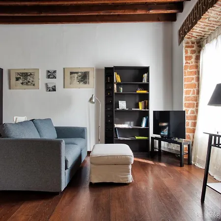 Joivy Tasteful Flat Near Centre Apartment *