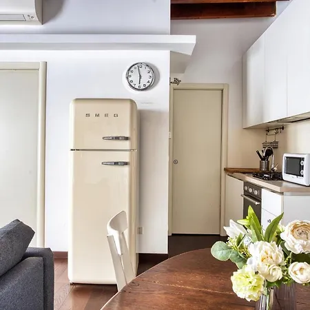 Joivy Tasteful Flat Near Centre Apartment *