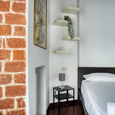 Joivy Tasteful Flat Near Centre Apartment Milan